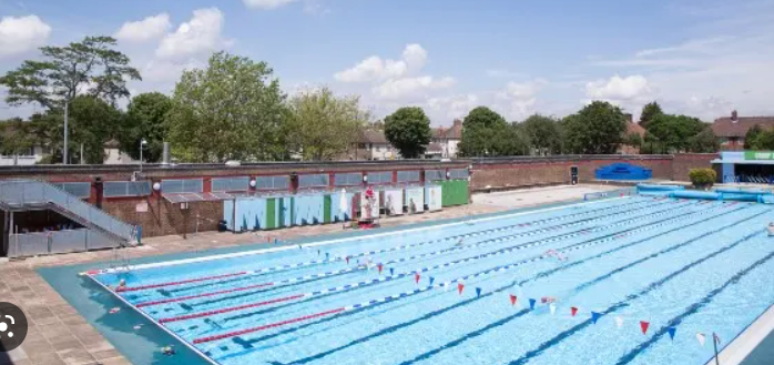 London Fields Lido